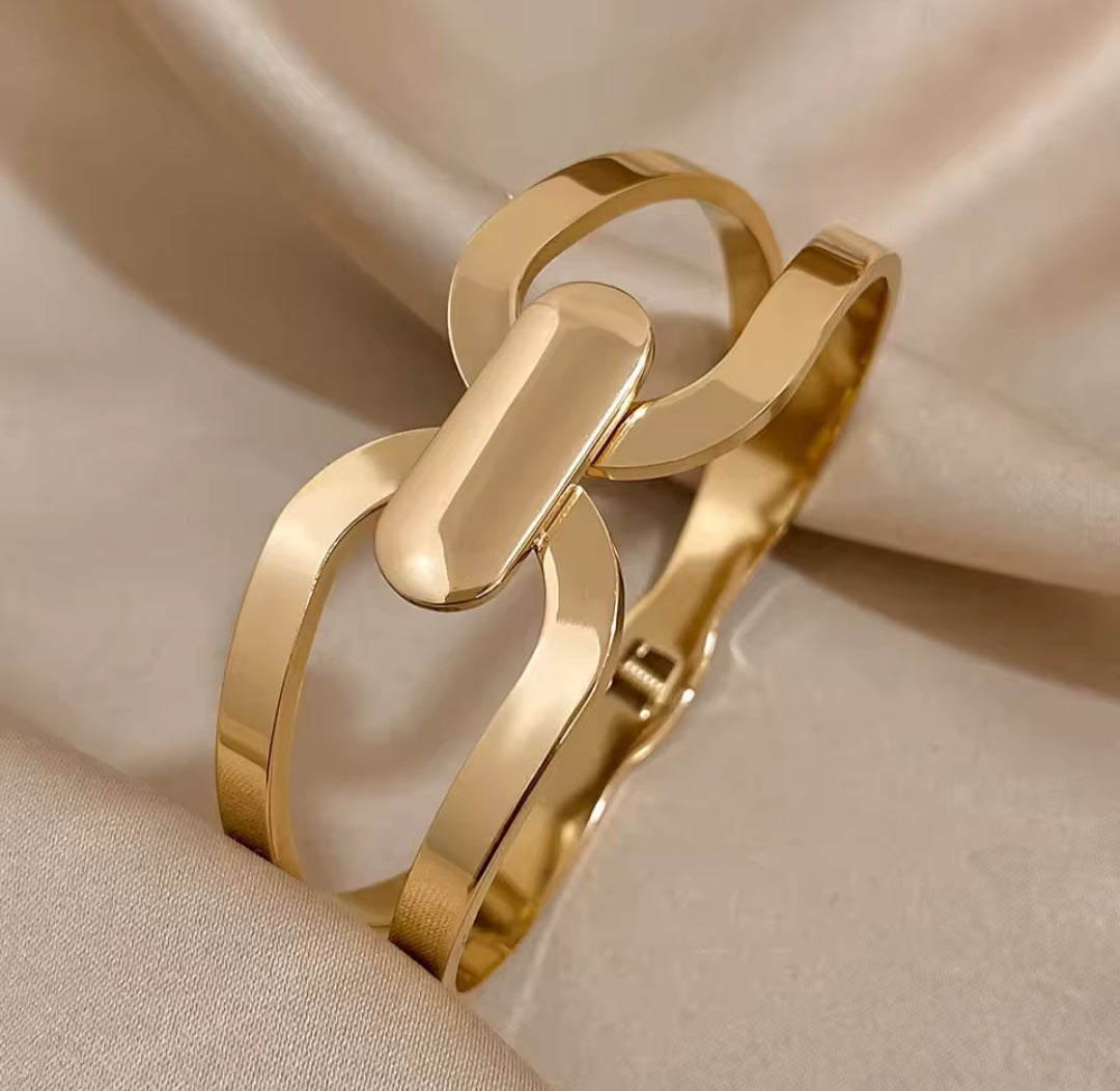 Andromache Bracelet
