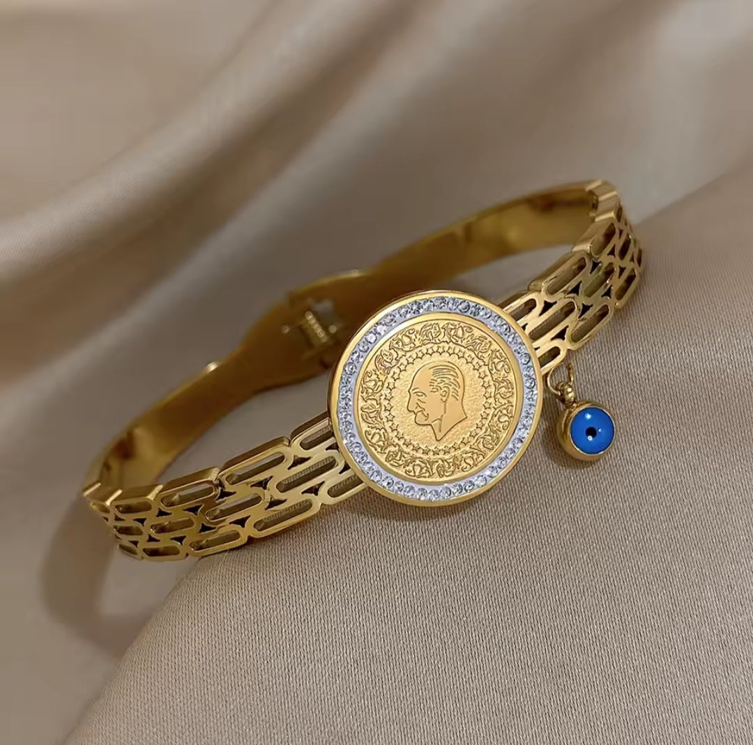 Aphrodite Bracelet