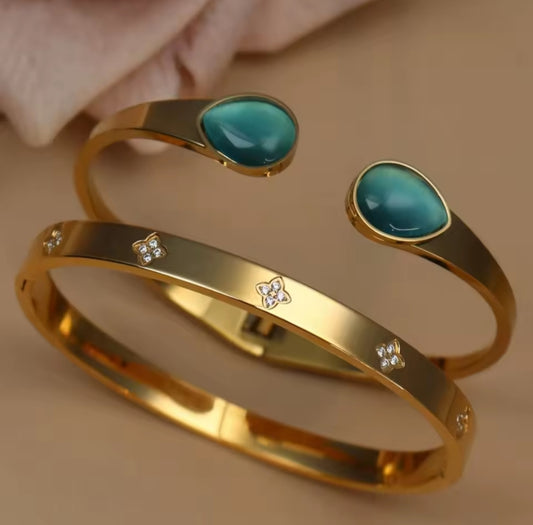 Iriana Bracelet