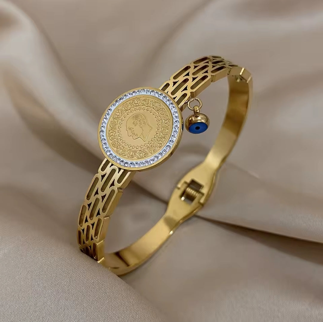 Aphrodite Bracelet